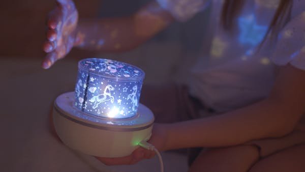 La magie des veilleuses licorne pour le sommeil de votre enfant